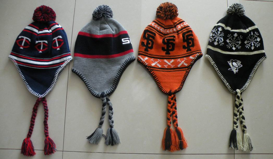 100% Acrylic Knitted Beanie Cap Hat with Earflap