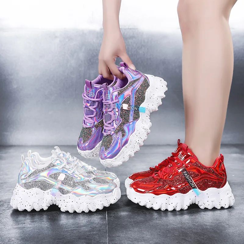 2021 Branded Women Shinny Sneakers Popular Lady Fashion Sneakers