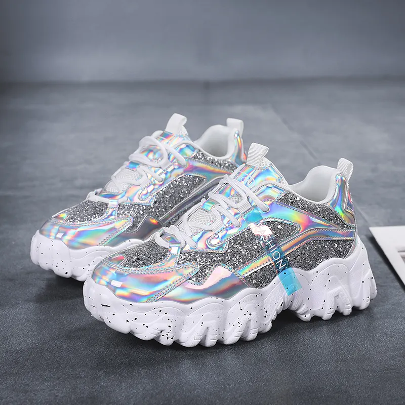 2021 Branded Women Shinny Sneakers Popular Lady Fashion Sneakers