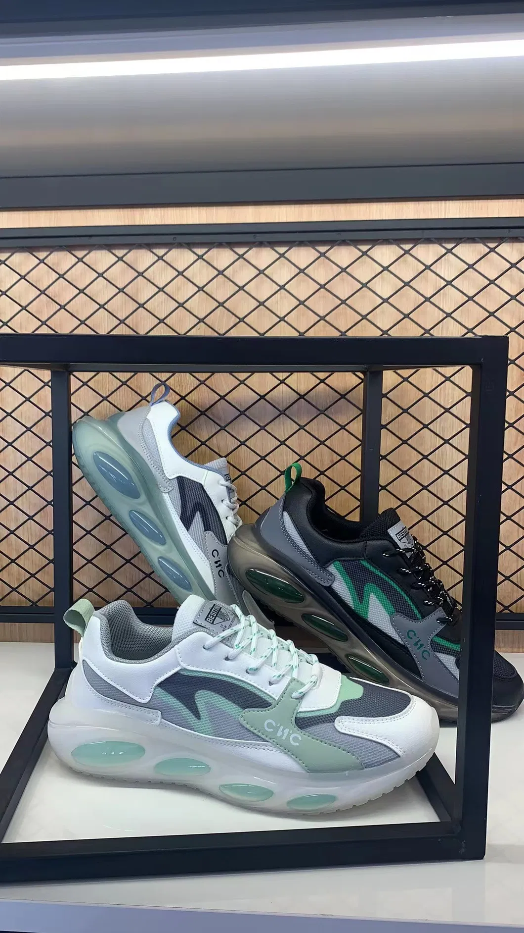2021 Latest Fashion Sport Footwear Shoes, Different Colors with Trend Design Athletic Sports Sneaker Shoes