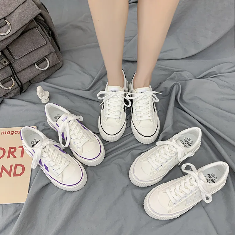2021 Low Top Original Canvas Walking Female Shoes Flats White Sneakers Women′ S Casual Shoes