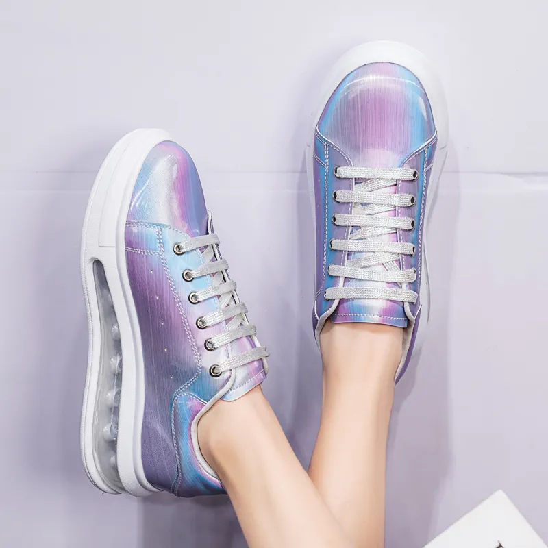 2021 Trending Women New Branded Shinny Sneakers Lady Fashion Footwear