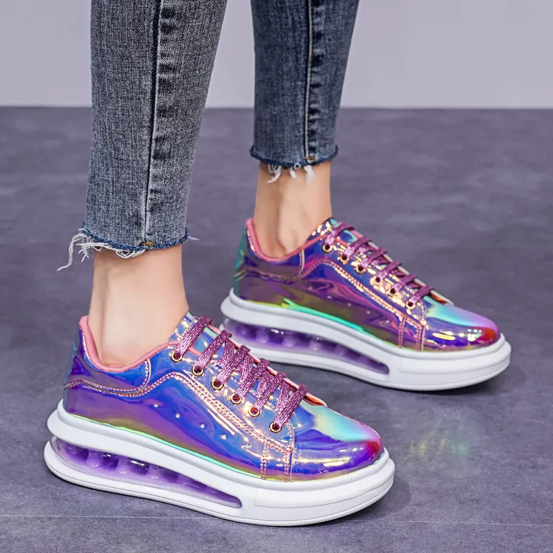2021 Trending Women New Branded Shinny Sneakers Lady Fashion Footwear
