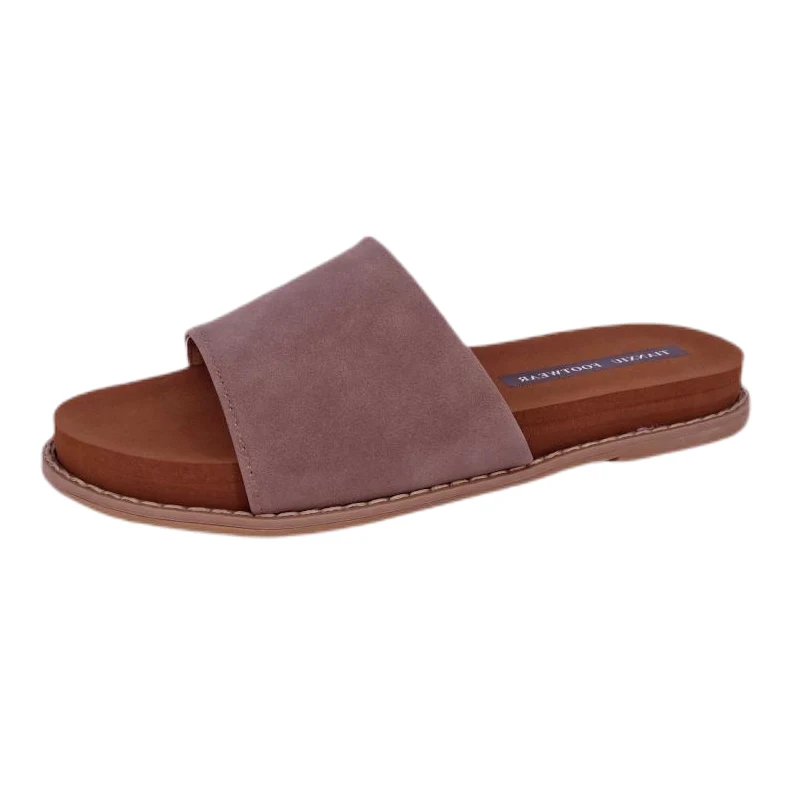 Why Are Flat Sandals the Perfect Choice for Everyday Comfort?