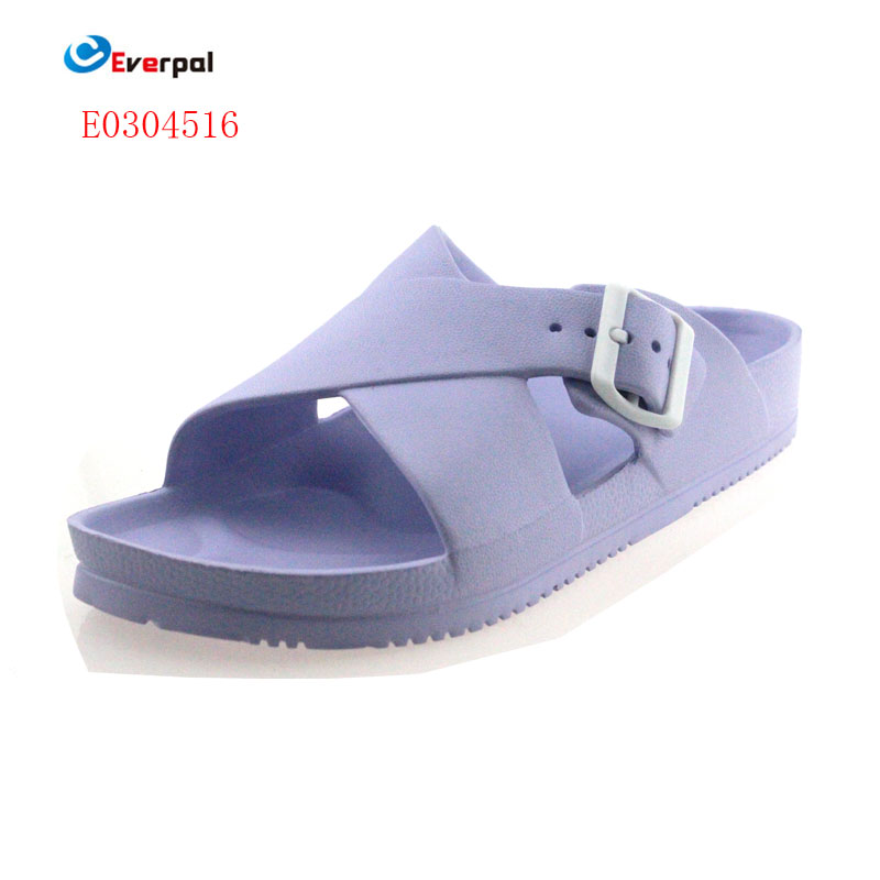 What Makes Women’s Sandals Slippers the Perfect Blend of Comfort and Fashion?