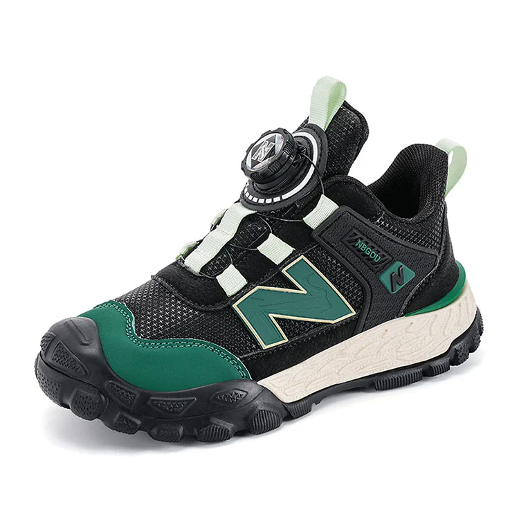 Why Children's Shoes need reinforced toe caps for outdoor play?