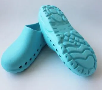 Children′ S Clogs-040q-057ufashionable Medical Medical Medical Clog