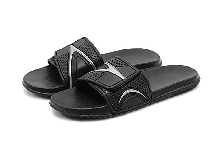 Family Life Slipper with Simple Design