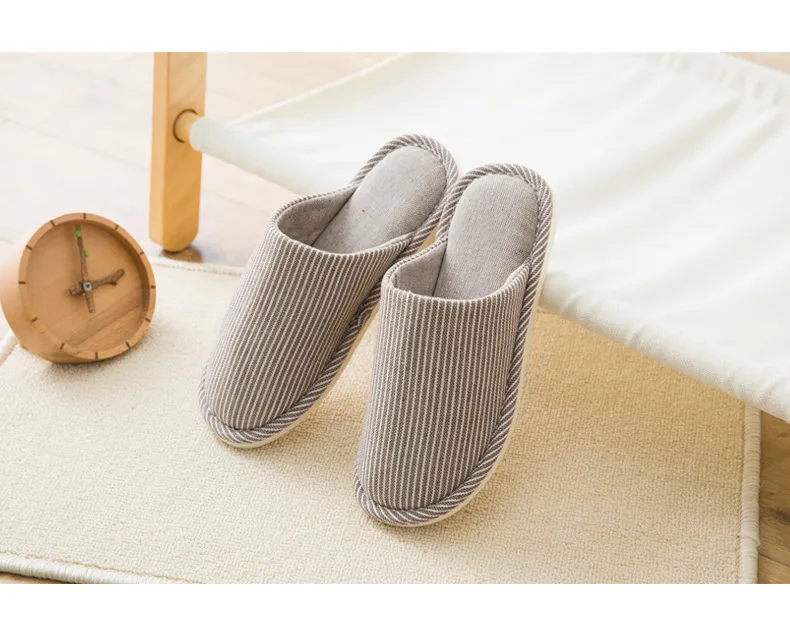 Hellosport Wholesale Couple Comfortable EVA Non-Slip Candy Color Slippers Men Drag Sandals Custom