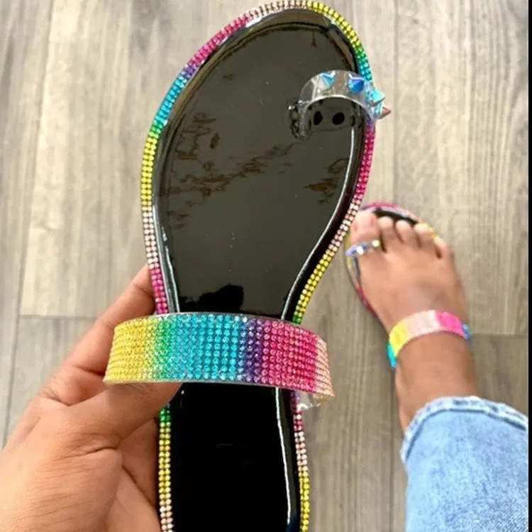 Hot Sell Ladies Flat Rhinestone Slides Slippers Rivet for Women Summer Shoes Sandals
