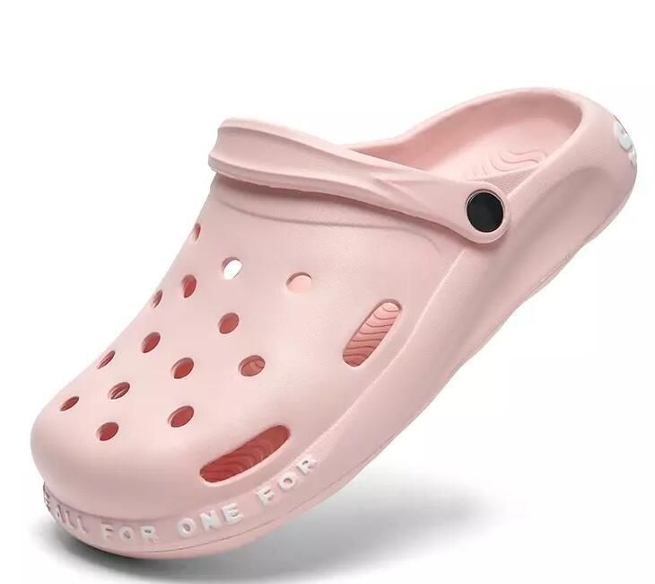 Hotsale Cheap Kid Sandals Woman′s Slippers Men EVA Sandals Croc Clogs Shoes