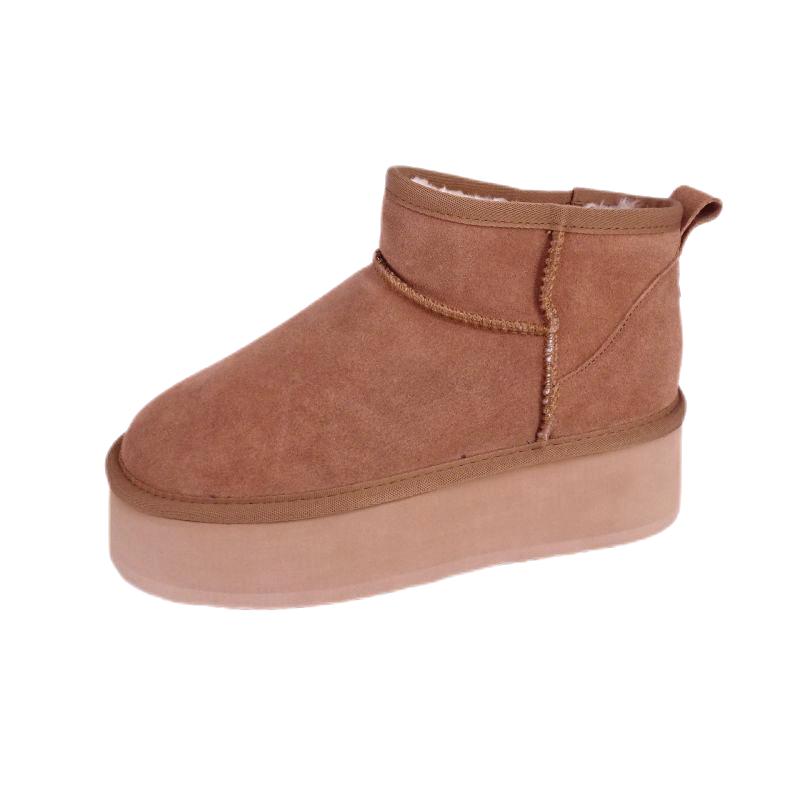 Snow Boots 