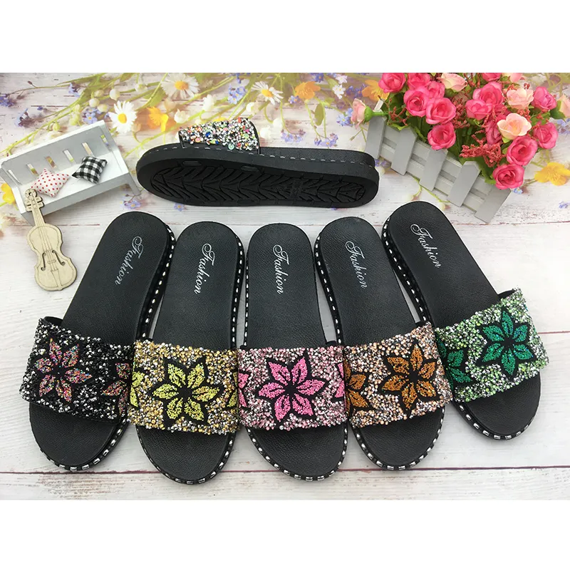 Middle East 2022 Women Slippers Hot-Selling Diamond Pretty Ladies Shoes