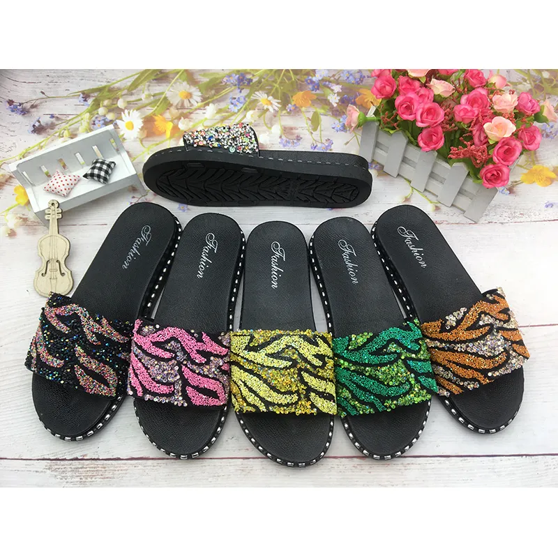 Middle East 2022 Women Slippers Hot-Selling Diamond Pretty Ladies Shoes