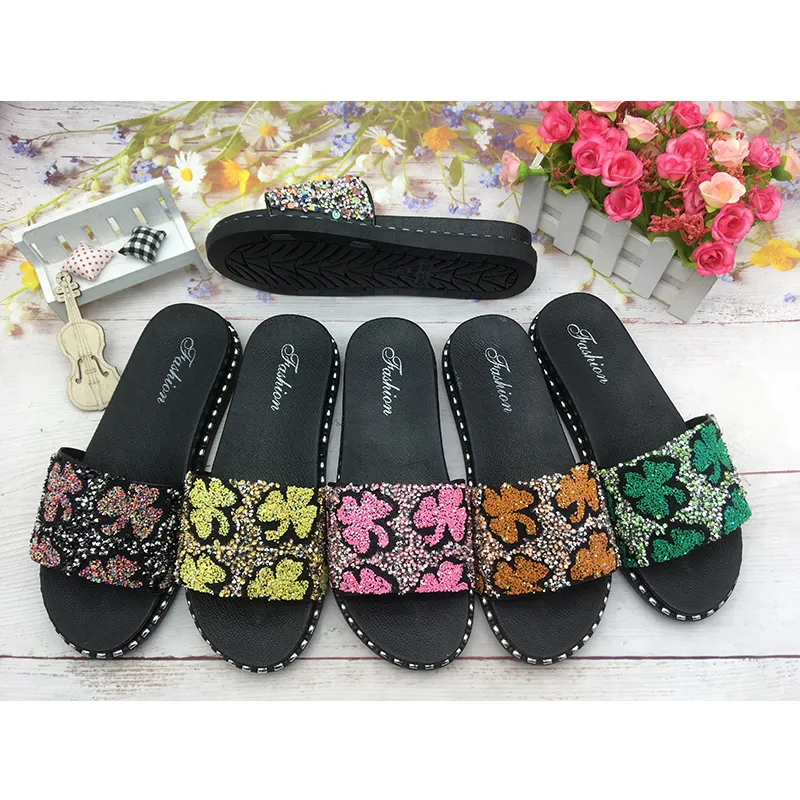 Middle East 2022 Women Slippers Hot-Selling Diamond Pretty Ladies Shoes