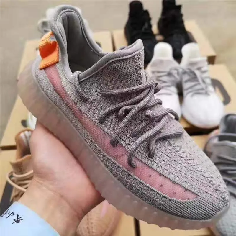 New Style Low MOQ Stock Footwear Fashion Sport Shoes, Comfortable Athletic Women Sneaker Shoes, Men Brand Running Casual Shoes Popular Leisure Shoes