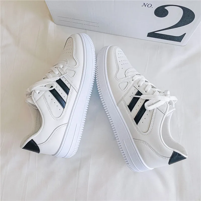 Sneaker Manufacturer Latest Sport Breathable Leather Made White Flat Sneakers Black Casual Shoes Men and Women