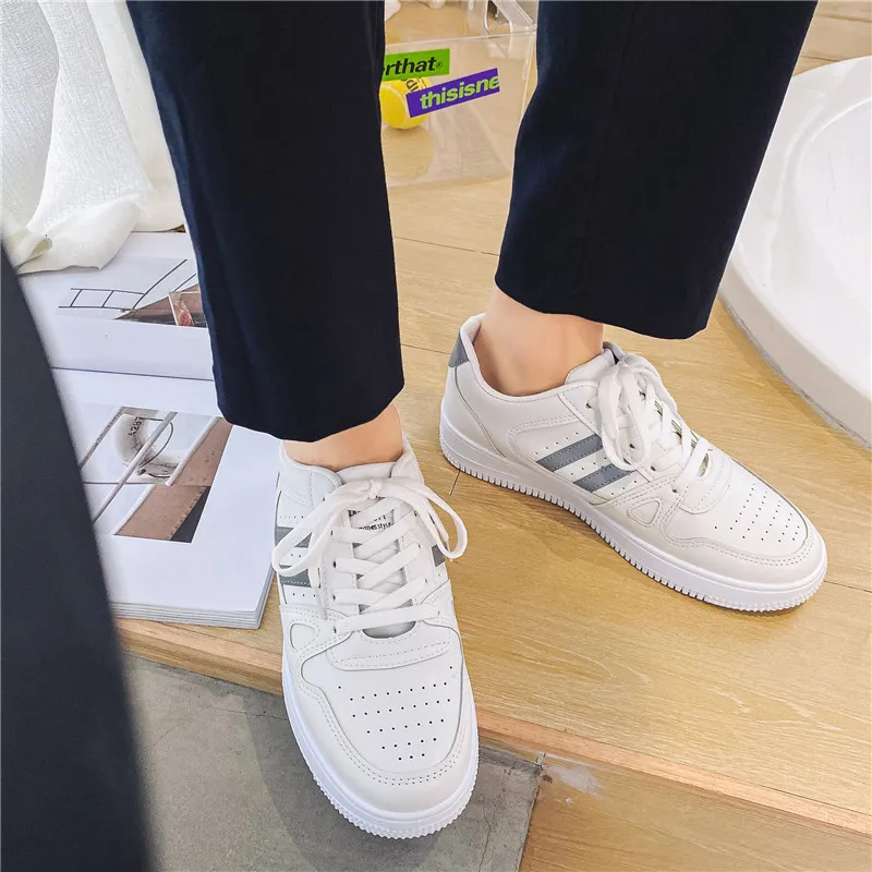Sneaker Manufacturer Latest Sport Breathable Leather Made White Flat Sneakers Black Casual Shoes Men and Women