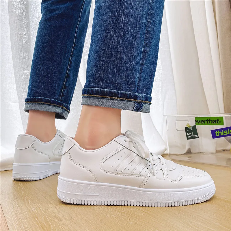 Sneaker Manufacturer Latest Sport Breathable Leather Made White Flat Sneakers Black Casual Shoes Men and Women
