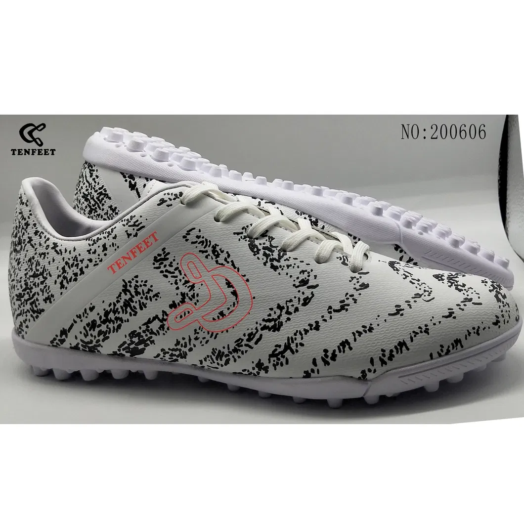 Top Quality Football Boots Football Shoes Outsole Turf Hg Latest Fashion Soccer Shoes