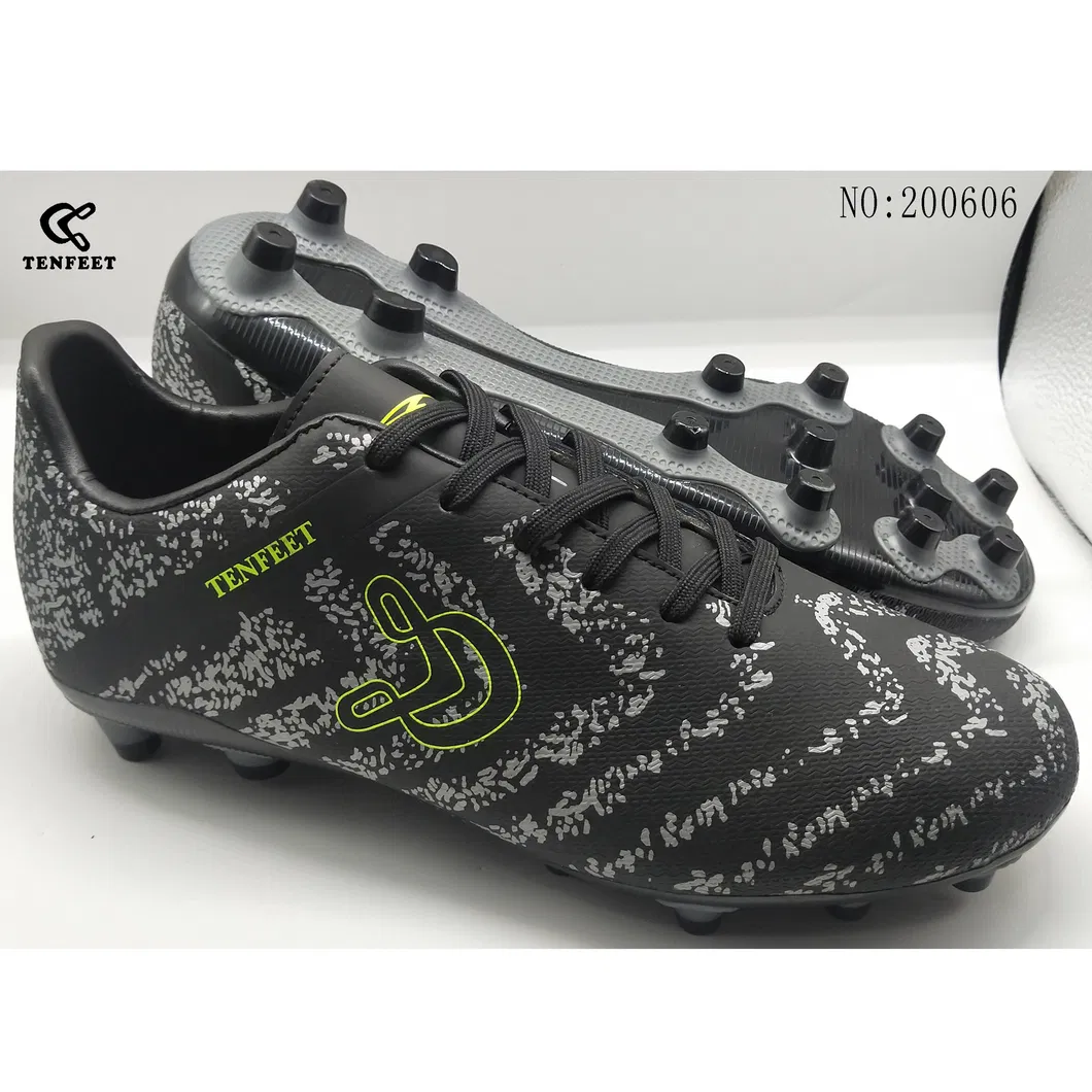 Top Quality Football Boots Football Shoes Outsole Turf Hg Latest Fashion Soccer Shoes