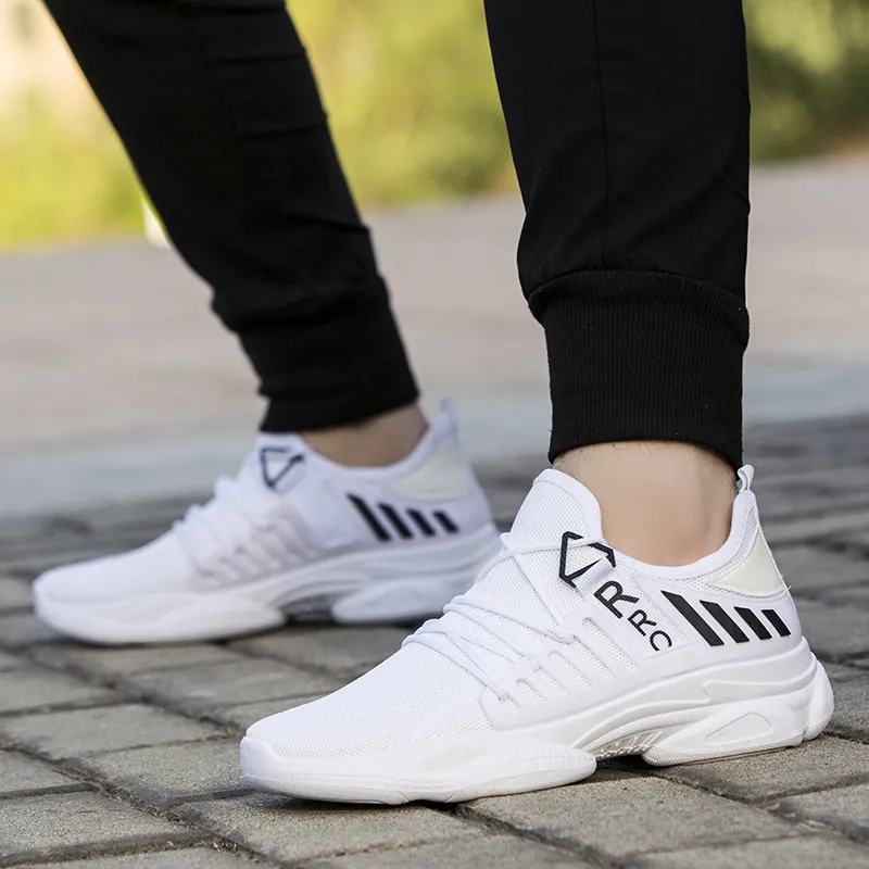 Wholesale Black White Fashion Campus Shoes Sepatu Pria Sneakers Supplier