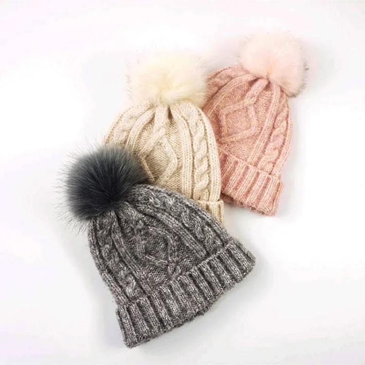 Wholesale Winter Short Knit Bowler Hat Hat Hip Hop Trend Wool Hat with POM POM