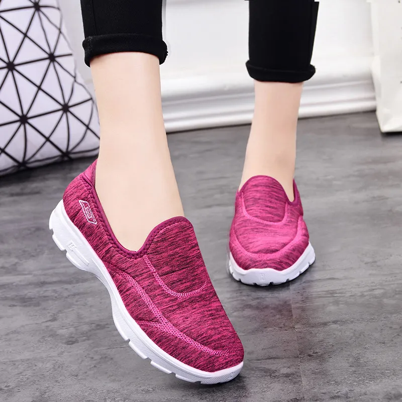 Women′s Athletic Walking Shoes, Causal Mesh Sneakers, Wholesale Women Shoes
